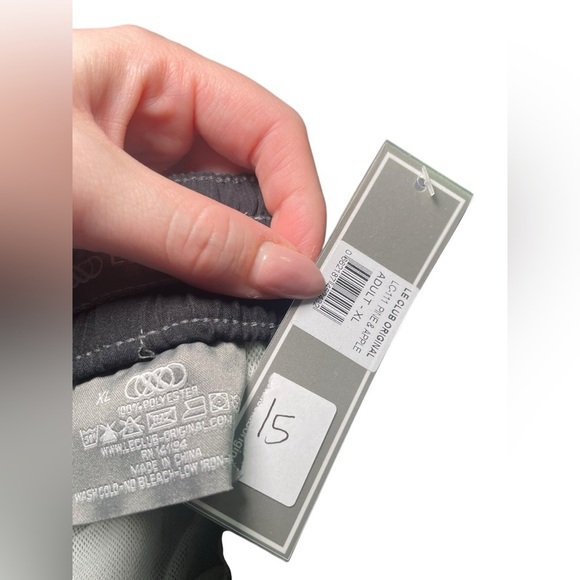 Le Club New Pineapple Gray Swim Trunks Size XL - Picture 7 of 7